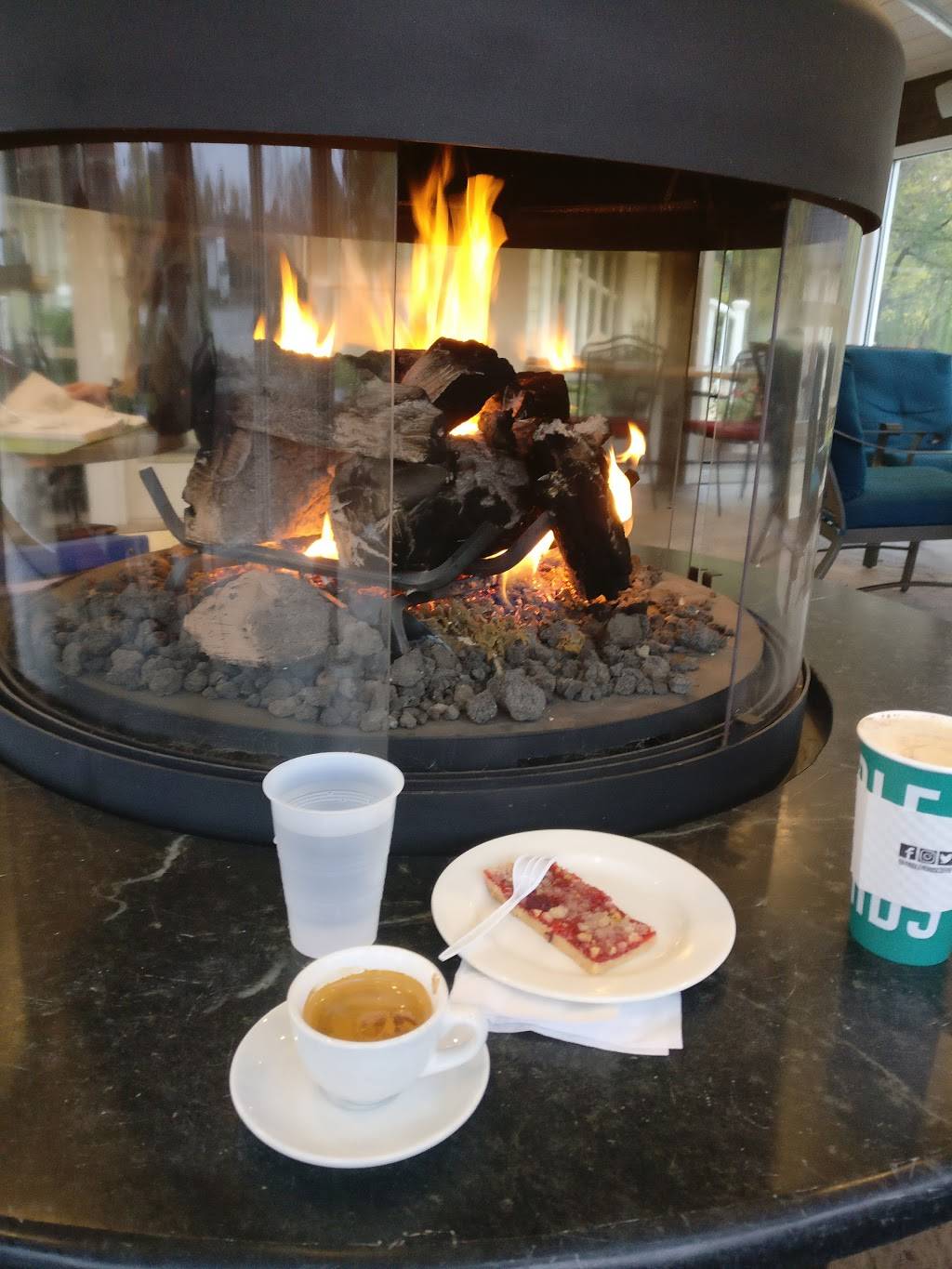 Fiddleheads Coffee Thiensville | meal takeaway | 192 S Main St, Thiensville, WI 53092, USA | 2622388737 OR +1 262-238-8737