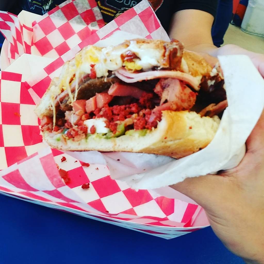 El Rincón Del DF | restaurant | 2900 Walnut Hill Ln #202, Dallas, TX 75229, USA | 2143500381 OR +1 214-350-0381