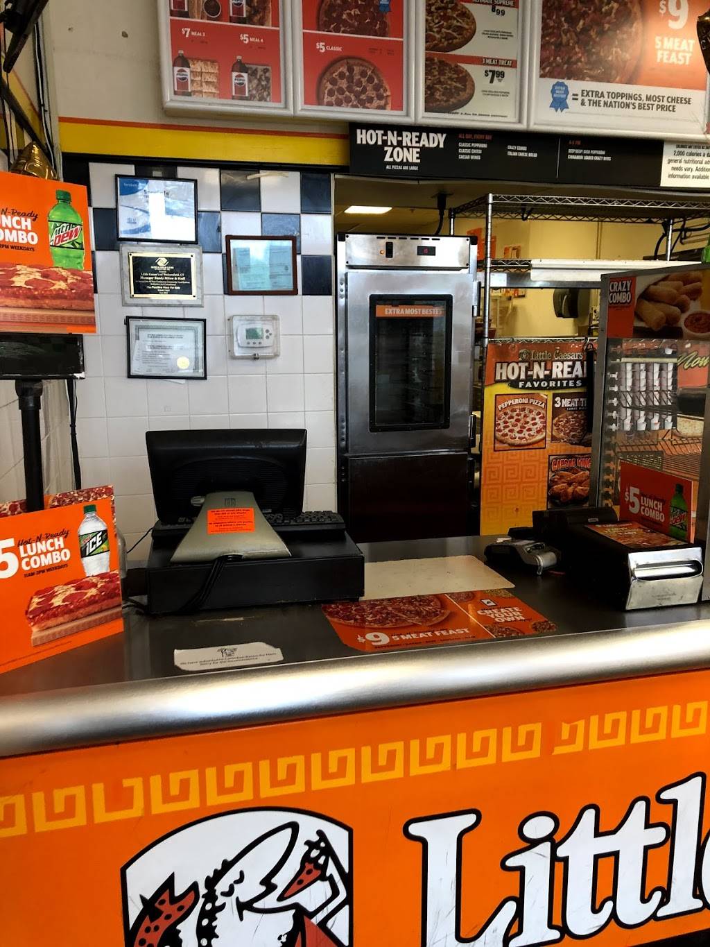 Little Caesars Pizza | meal takeaway | 1380 Berlin Turnpike, Wethersfield, CT 06109, USA | 8609564830 OR +1 860-956-4830