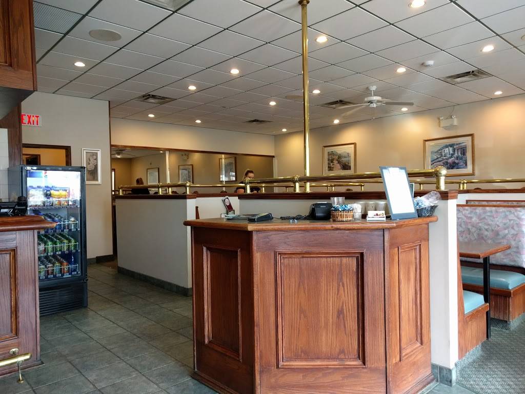 Quinte Restaurant | restaurant | 135 Cannifton Rd, Belleville, ON K8N 4V4, Canada | 6139621313 OR +1 613-962-1313