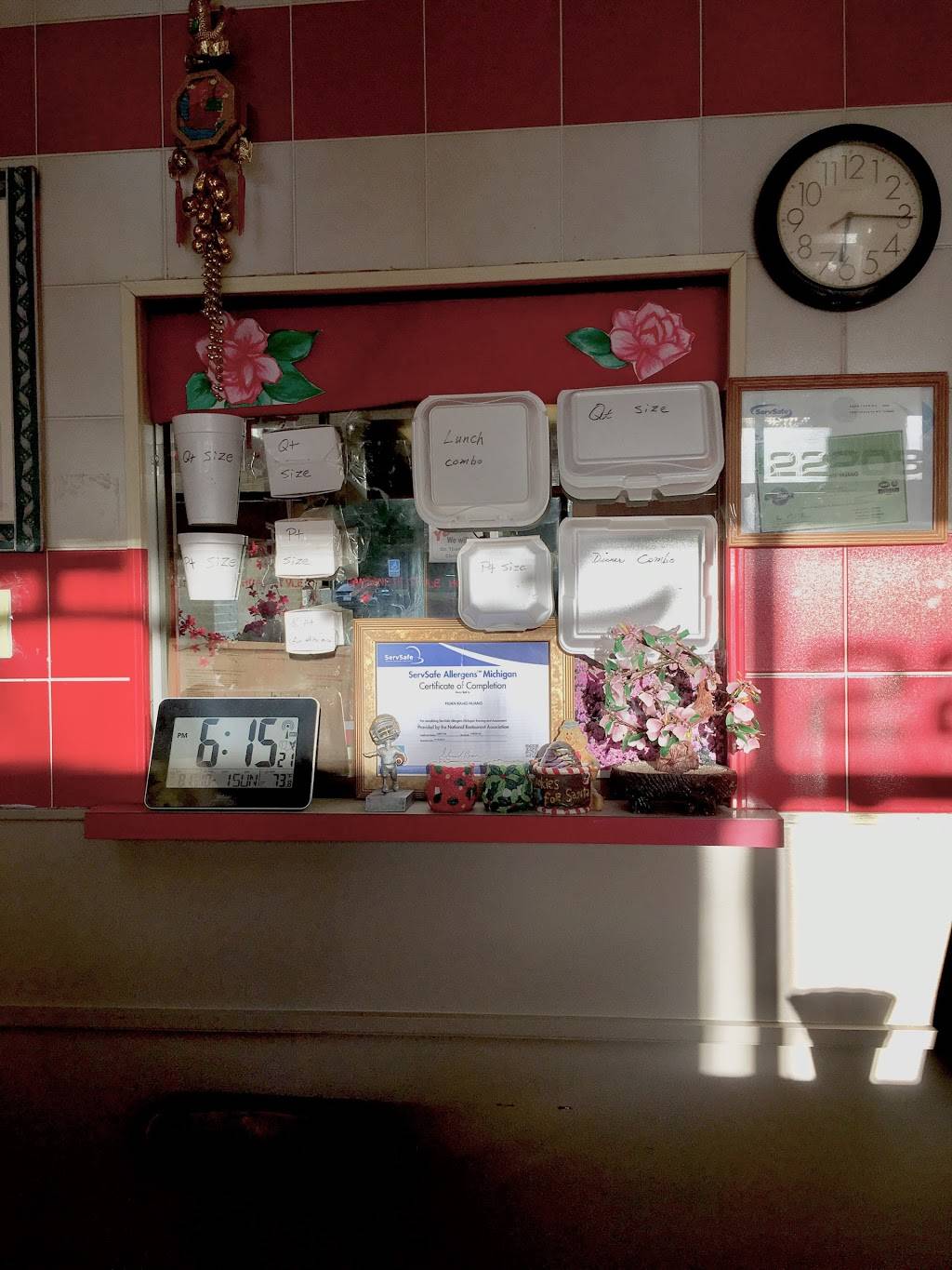 China Crown | restaurant | 22208 Novi Rd, Novi, MI 48375, USA | 2483808998 OR +1 248-380-8998