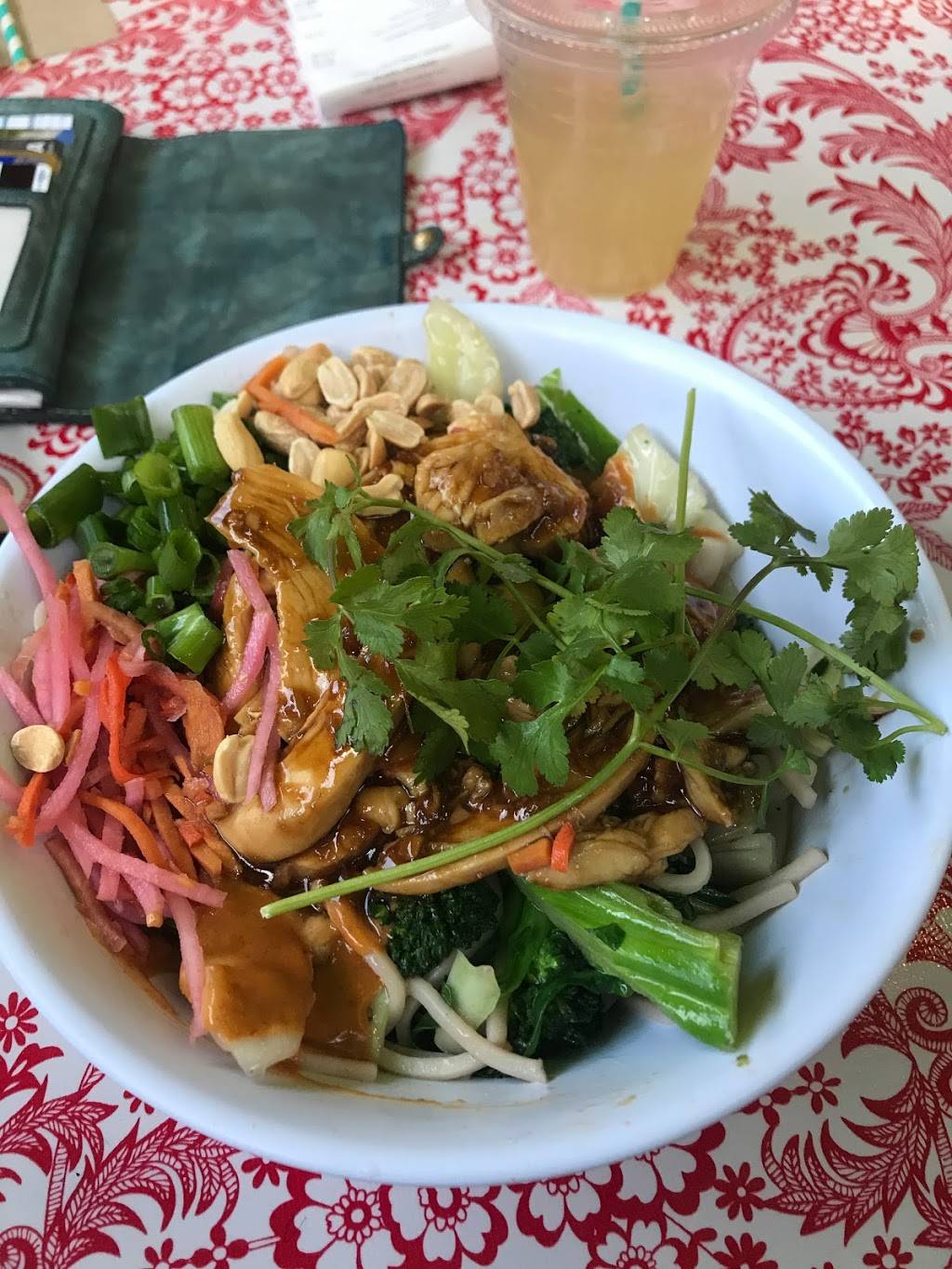 Lillians Italian Kitchen | restaurant | 1148 Soquel Ave, Santa Cruz, CA 95062, USA | 8314252288 OR +1 831-425-2288