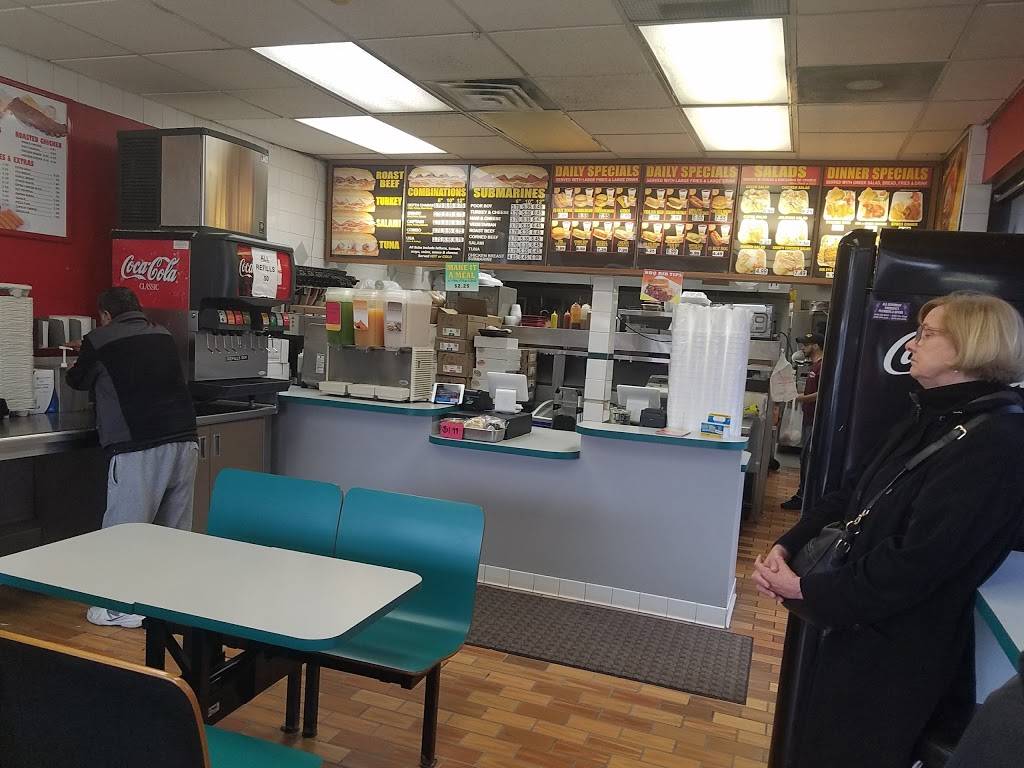 Poor Boy 2 | restaurant | 632 W Roosevelt Rd, Wheaton, IL 60187, USA | 6305109550 OR +1 630-510-9550