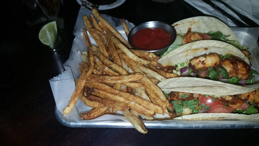 Peoples Revel Room | restaurant | 111 W Main St, Lebanon, IN 46052, USA | 7653910123 OR +1 765-391-0123