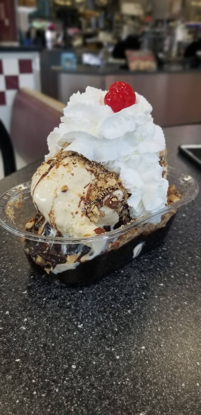 Braums Ice Cream & Burger Restaurant | restaurant | 1260 W Campbell Rd, Richardson, TX 75080, USA | 9722314791 OR +1 972-231-4791