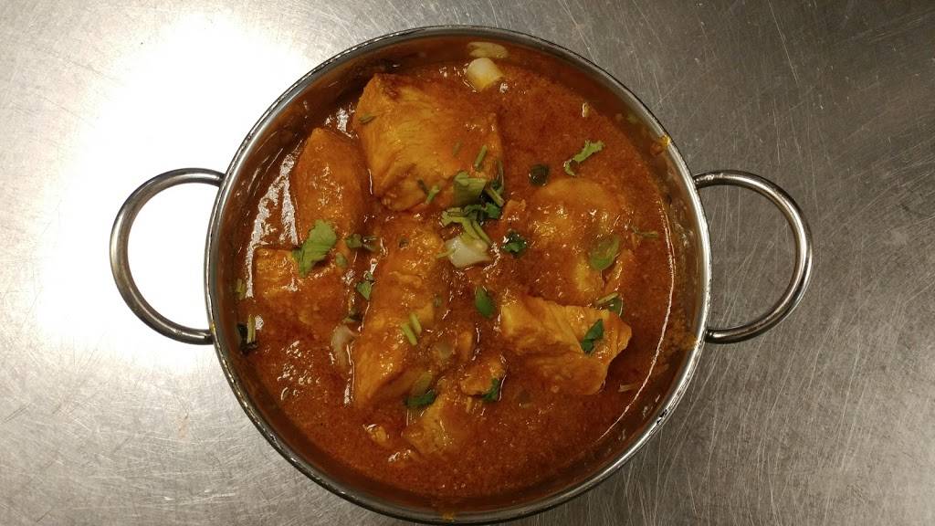 Curry Walla Indian Cuisine | restaurant | 1525 Smith St, North Providence, RI 02911, USA | 4013540090 OR +1 401-354-0090