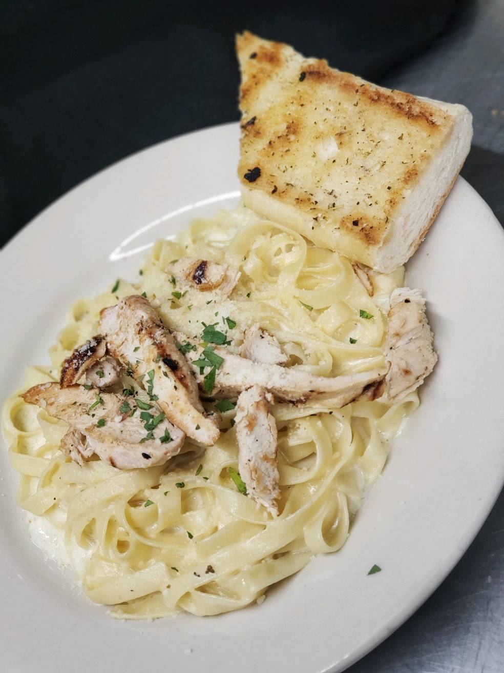 Packinghouse Dining Restaurant | restaurant | 441 Mulberry St, Galesburg, IL 61401, USA | 3093426868 OR +1 309-342-6868