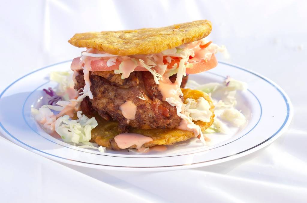 Chimi El Tigre | restaurant | 19851 NW 57th Ave, Opa-locka, FL 33055, USA | 3058766422 OR +1 305-876-6422