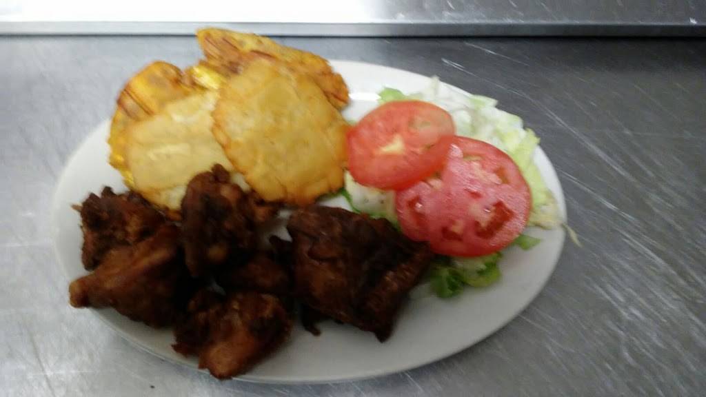 El Chinchorro Latino | restaurant | 7921 N Armenia Ave, Tampa, FL 33604, USA | 8139158688 OR +1 813-915-8688