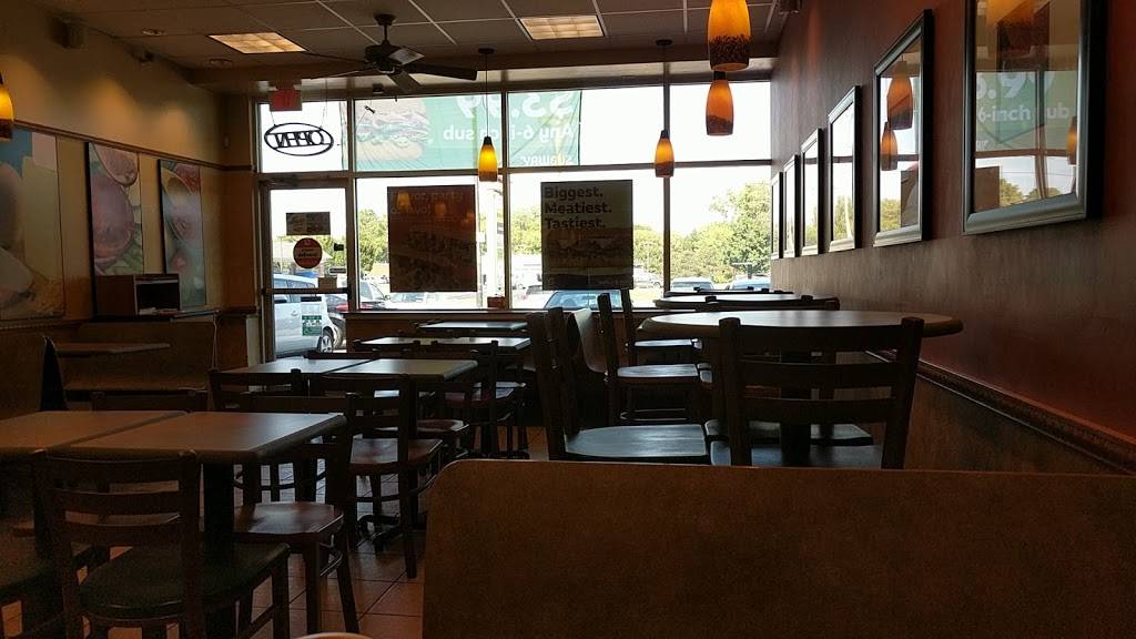 Subway | restaurant | 1301 Chili Ave, Rochester, NY 14624, USA | 5856970126 OR +1 585-697-0126