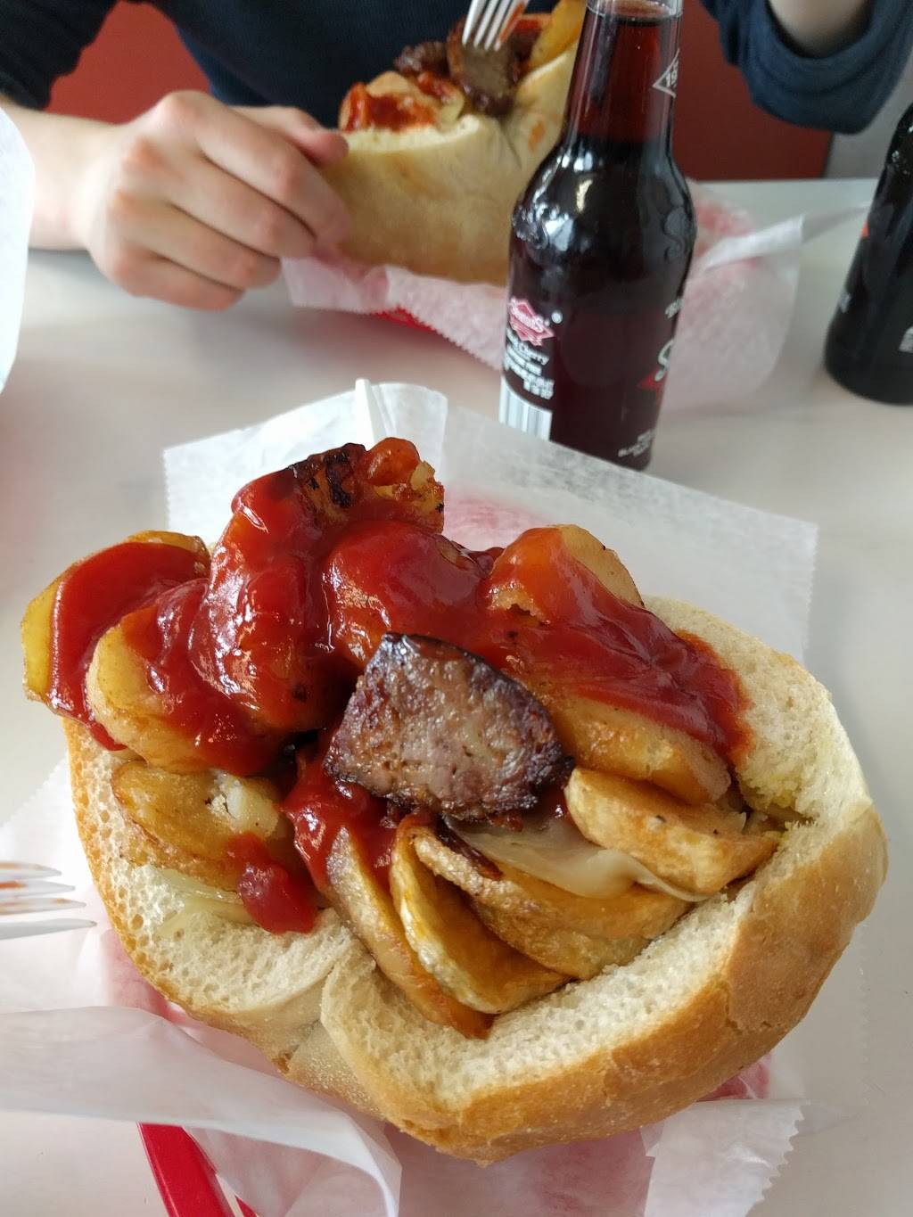 Jimmy Buffs Italian Hot Dogs | restaurant | 60 Washington St, West Orange, NJ 07052, USA | 9733259897 OR +1 973-325-9897