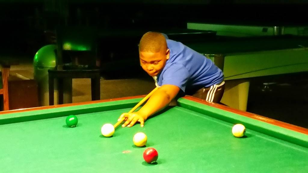 Guys & Dolls Billiards | meal takeaway | 524 Washington Ave, Belleville, NJ 07109, USA | 9737596217 OR +1 973-759-6217