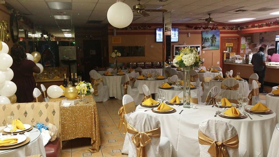 Deluxe 2 Restaurant and Grill | restaurant | 996-998 SW 81st Ave, North Lauderdale, FL 33068, USA | 9547202865 OR +1 954-720-2865