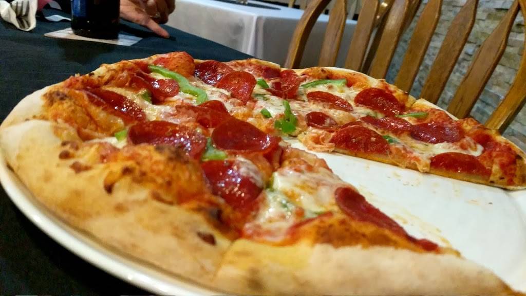Enis Pizzeria | restaurant | 6203 Gravois Ave, St. Louis, MO 63116, USA | 3142077797 OR +1 314-207-7797