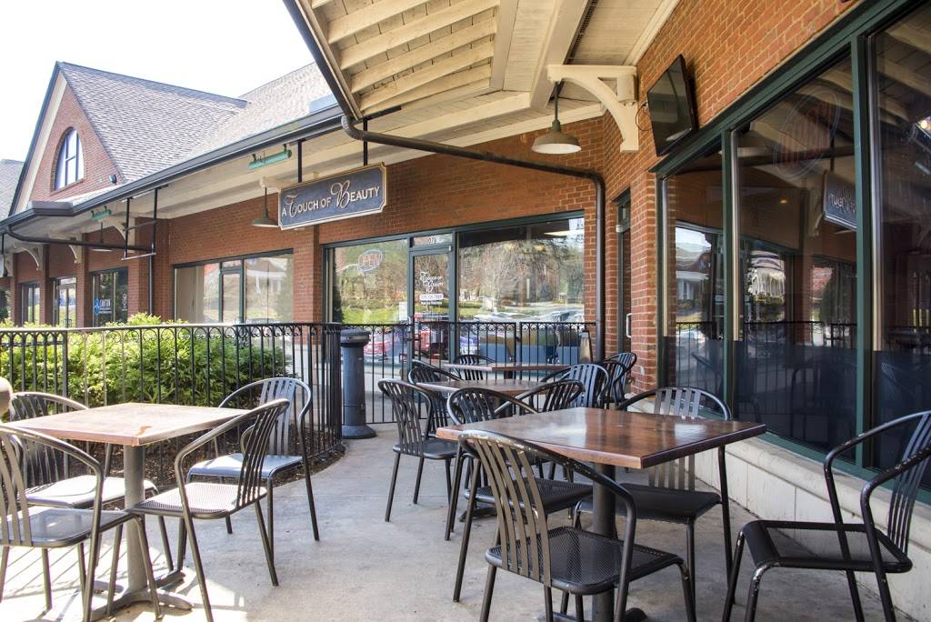 Sidelines Grille - Canton | restaurant | 147 Reinhardt College Pkwy #6, Canton, GA 30114, USA | 6788800284 OR +1 678-880-0284