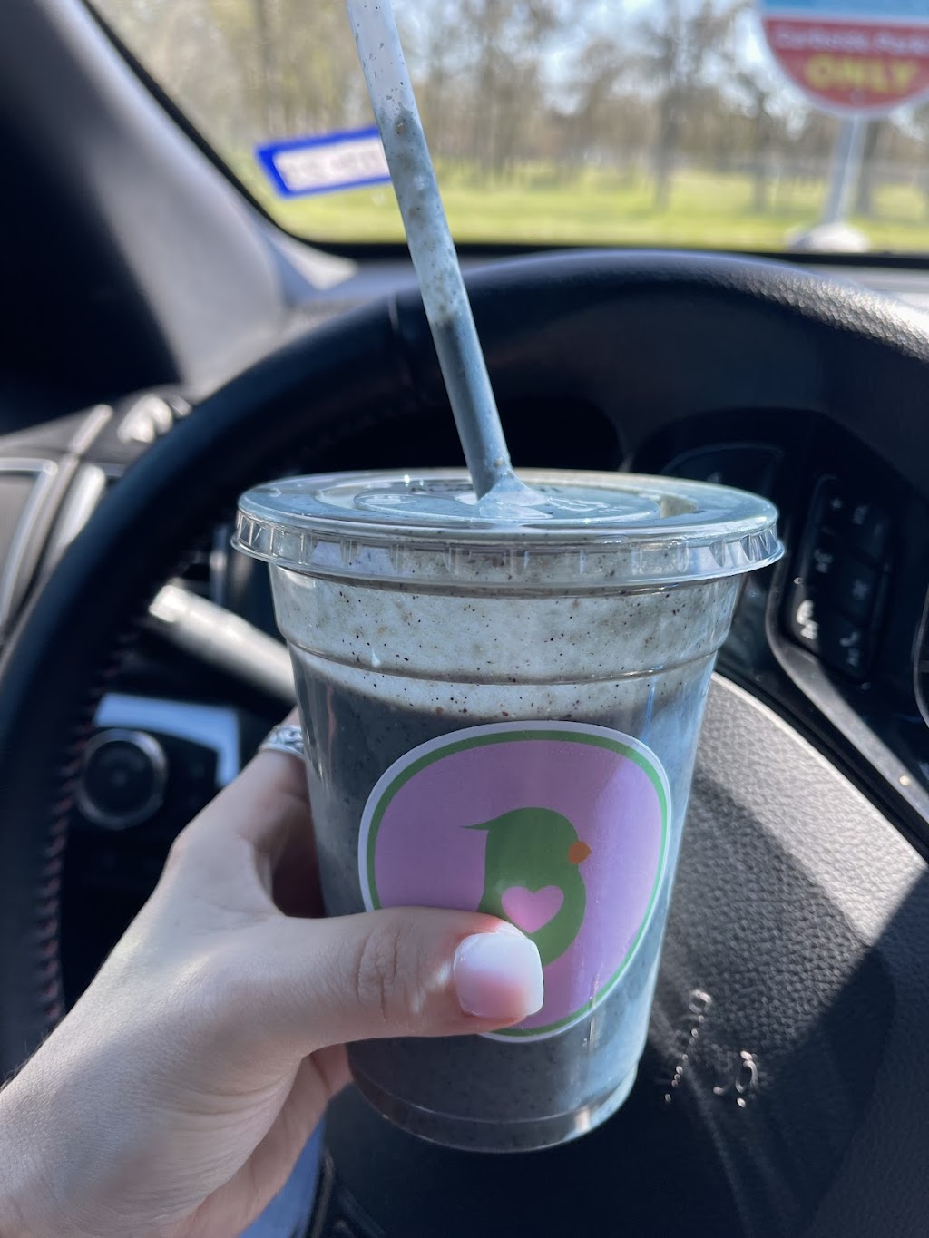 Lovebirds | restaurant | 104B This Way, Lake Jackson, TX 77566, USA | 9793163416 OR +1 979-316-3416