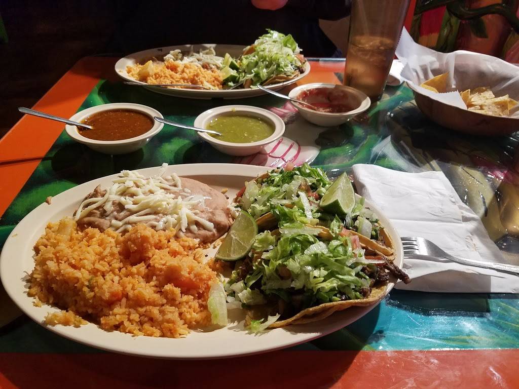 Los Compadres | restaurant | 1657 Chicago Rd, Chicago Heights, IL 60411, USA | 7087099115 OR +1 708-709-9115