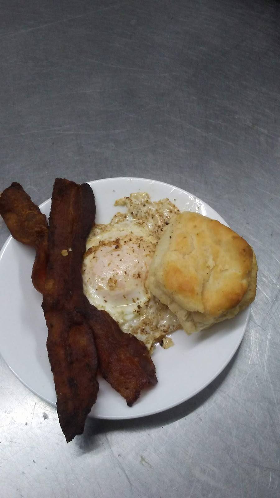 Nashs Caf | restaurant | 575 Main St, Friendship, TN 38034, USA | 7316772460 OR +1 731-677-2460