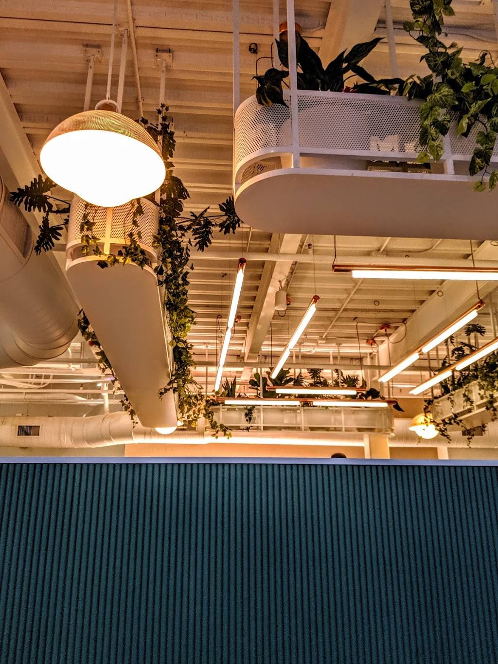 Sawyer’s Restaurant - Van Aken | restaurant | 3396 Tuttle Rd, Shaker Heights, OH 44122, USA | 2168601236 OR +1 216-860-1236