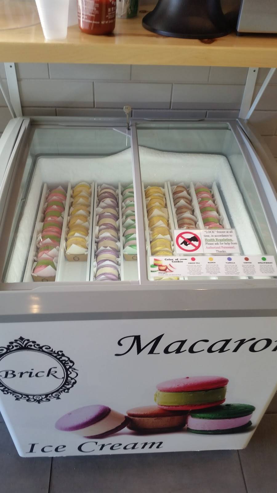 Poke Me | restaurant | 310 South La Brea Ave, Los Angeles, CA 90036, USA | 3238523572 OR +1 323-852-3572