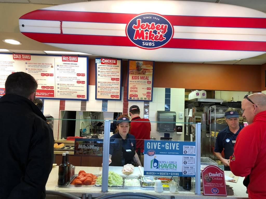Jersey Mikes Subs | meal takeaway | 10266 Shelbyville Rd, Louisville, KY 40223, USA | 5022441991 OR +1 502-244-1991