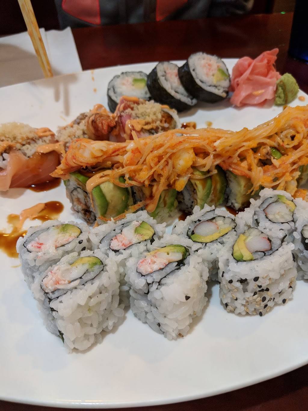 Lucky Star | restaurant | 208 N Fruitland Blvd, Fruitland, MD 21826, USA | 4105487177 OR +1 410-548-7177