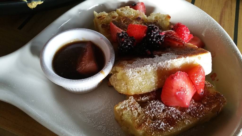 Elbow Room Bar & Grill | restaurant | 731 W San Jose Ave, Fresno, CA 93704, USA | 5592271234 OR +1 559-227-1234