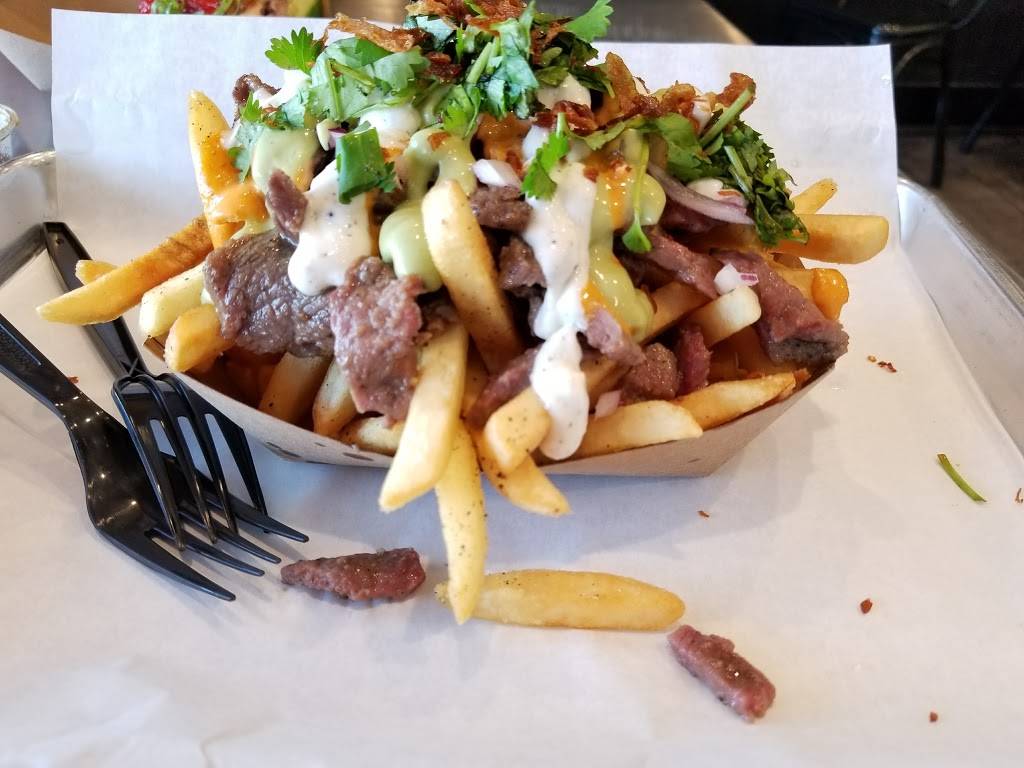 Baos Hog | restaurant | 13918 Brookhurst St, Garden Grove, CA 92843, USA | 7146003311 OR +1 714-600-3311