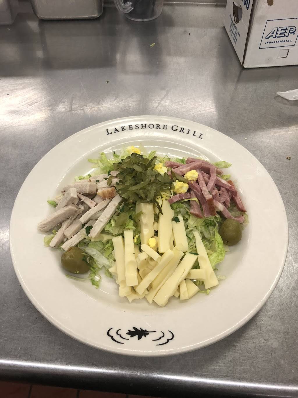 Lakeshore Grill | restaurant | 500 W 14 Mile Rd #2, Troy, MI 48083, USA | 2485972040 OR +1 248-597-2040