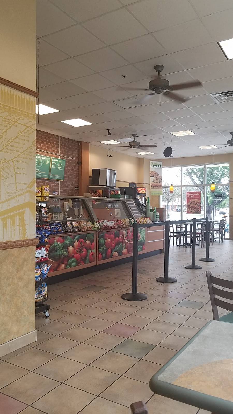 Subway | restaurant | 2950 Winkler Ave, Fort Myers, FL 33916, USA | 2392885526 OR +1 239-288-5526