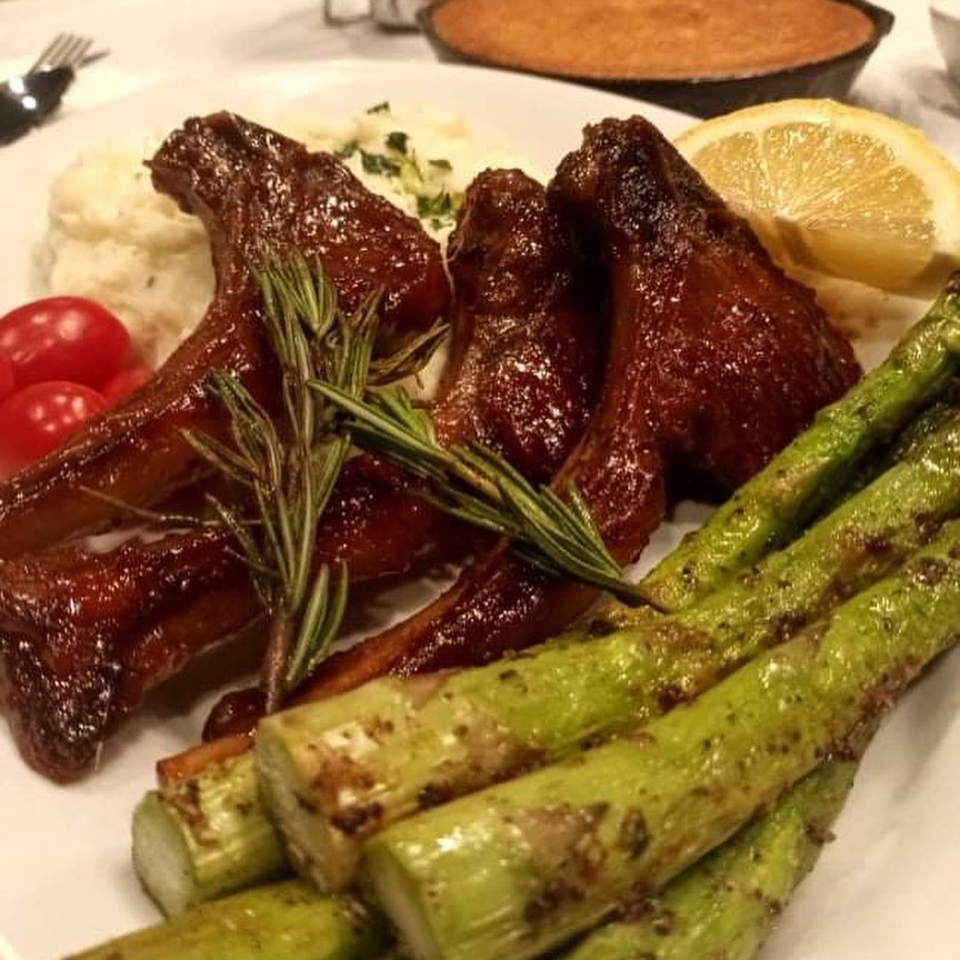 Southern Restaurant & Lounge | night club | 301 W Market St, Louisville, KY 40202, USA | 5026321080 OR +1 502-632-1080