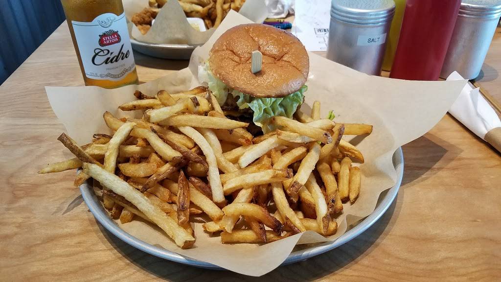 Groove Burgers | restaurant | #510, 1791 Oconee Connector, Athens, GA 30606, USA | 7624995699 OR +1 762-499-5699