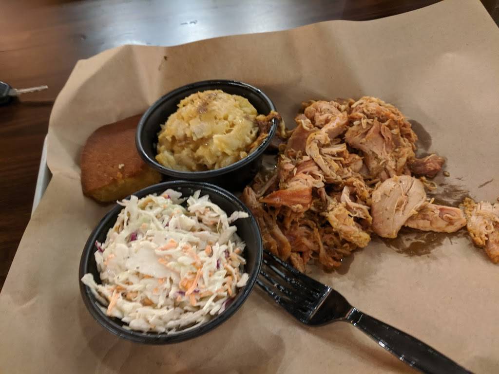 MISSION BBQ | restaurant | 6324 S Semoran Blvd, Orlando, FL 32812, USA | 4076985525 OR +1 407-698-5525