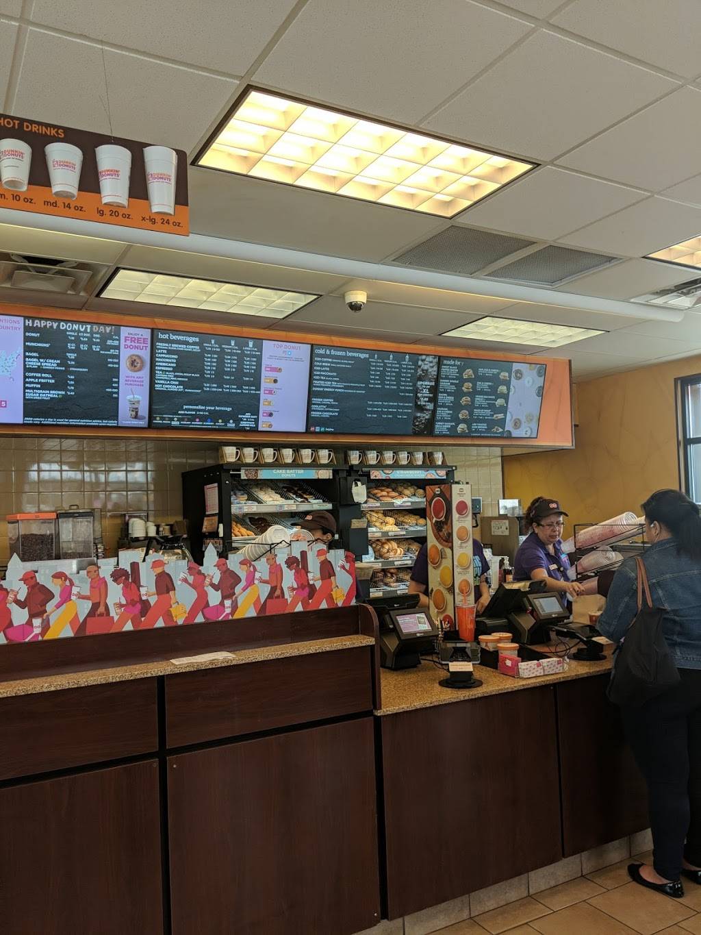 Dunkin | bakery | 214 N Beacon St, Brighton, MA 02135, USA | 6172549433 OR +1 617-254-9433