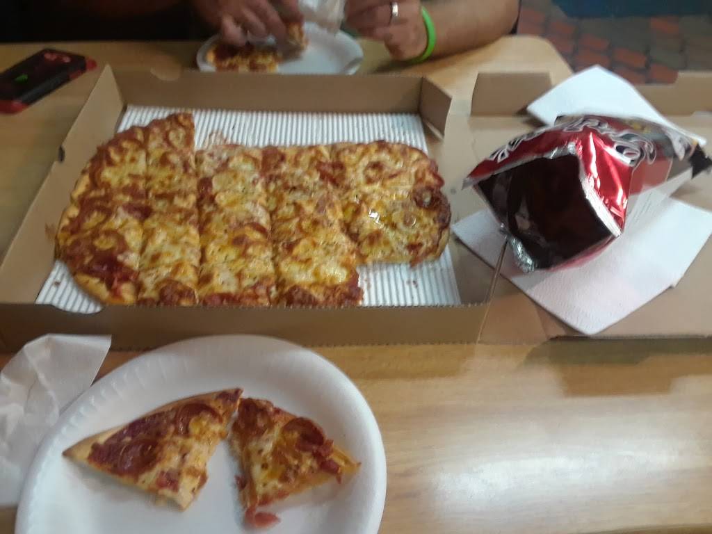 Padovas Pizza | restaurant | 2964 Noe Bixby Rd, Columbus, OH 43232, USA | 6148640973 OR +1 614-864-0973