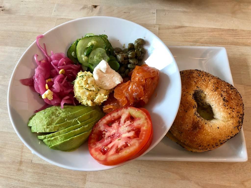 Local Foods Tanglewood | restaurant | 5740 San Felipe St #130, Houston, TX 77057, USA | 7137890642 OR +1 713-789-0642