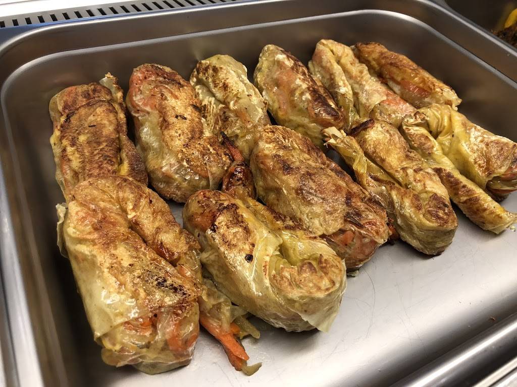 Flower Lantern Vegetarian Restaurant | restaurant | 2437 Finch Ave W #1, North York, ON M9M 2E7, Canada | 4167469888 OR +1 416-746-9888