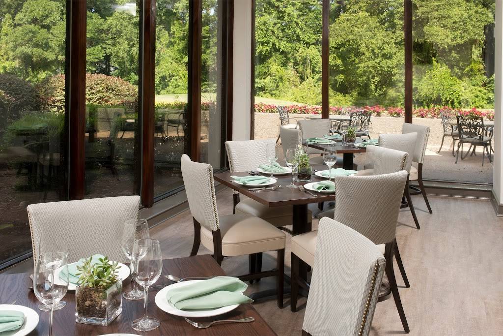 LagerHead Tavern | restaurant | 155 High Bluff Rd suite a, Hilton Head Island, SC 29926, USA | 8436812184 OR +1 843-681-2184