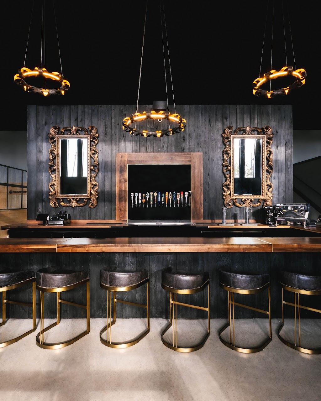 Remedy Coffee and Buzz | night club | 2600 Lee Rd, Winter Park, FL 32789, USA | 3214220522 OR +1 321-422-0522