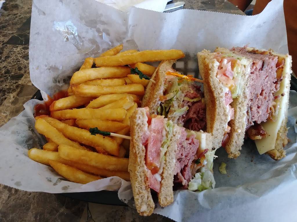 J. Palmieri Pizzeria & Pub | restaurant | 1999 Plainfield Pike, Johnston, RI 02919, USA | 4019432127 OR +1 401-943-2127