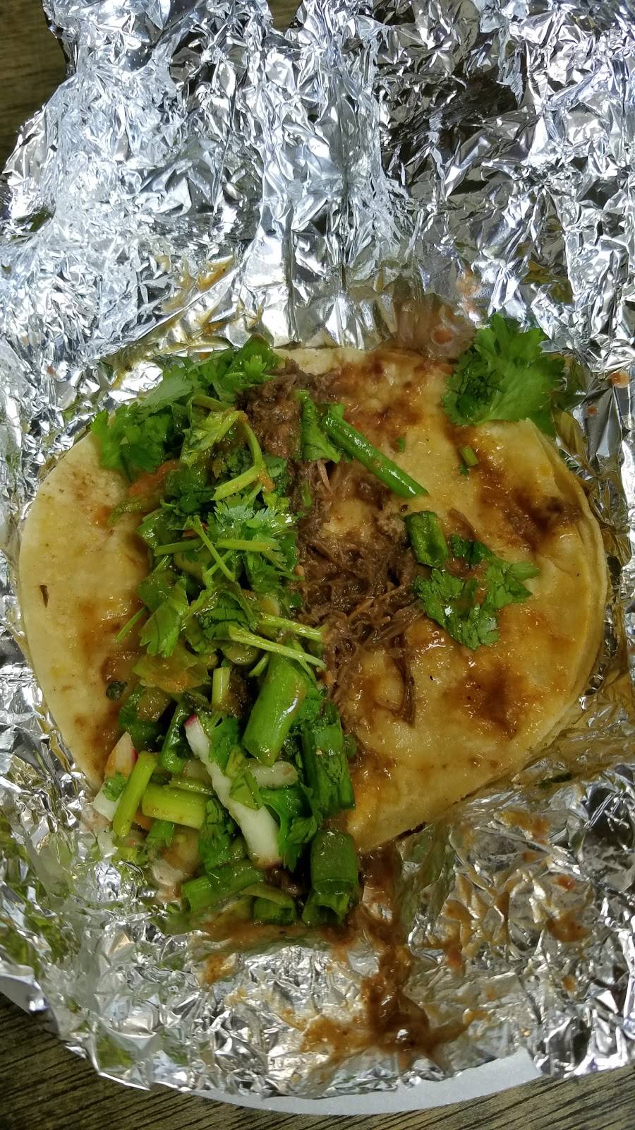 El Charrito Caminante | restaurant | 2710 Washington Blvd, Arlington, VA 22201, USA | 7033511177 OR +1 703-351-1177