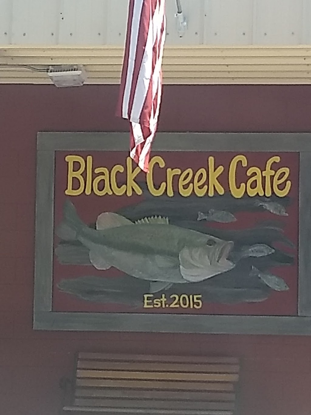 Black Creek Diner | restaurant | 25 McDaniels Fishcamp Rd, Freeport, FL 32439, USA | 8508353330 OR +1 850-835-3330