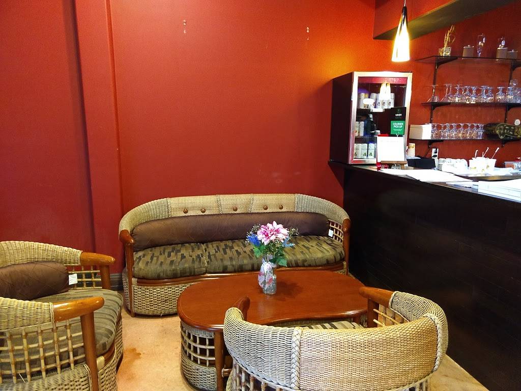 Inchins Bamboo Garden | restaurant | 5106 Great Northern Shop Center, North Olmsted, OH 44070, USA | 4407340500 OR +1 440-734-0500