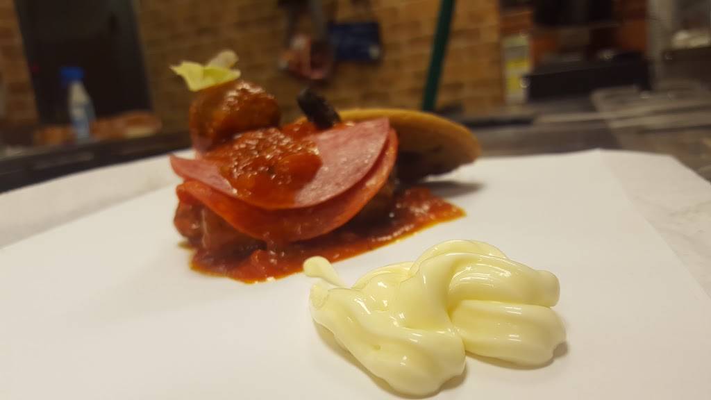 Subway | restaurant | 1085 N Main St, Dayville, CT 06241, USA | 8607791001 OR +1 860-779-1001