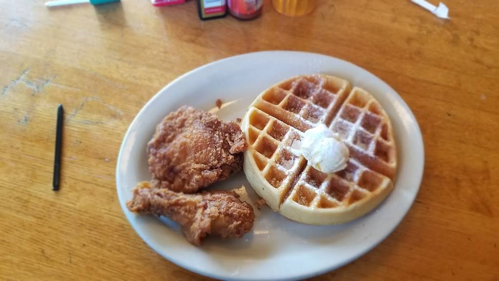 Aunt Sarahs Pancake House | restaurant | 4205 W Broad St, Richmond, VA 23230, USA | 8043588812 OR +1 804-358-8812