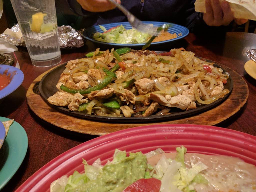 Los Portales Mexican Restaurant | restaurant | 1461 Union University Dr, Jackson, TN 38305, USA | 7316619041 OR +1 731-661-9041