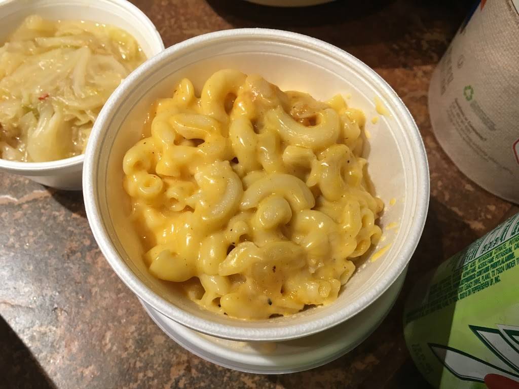 Showcase Barbeque | restaurant | 6800 Frankstown Ave #1370, Pittsburgh, PA 15208, USA | 4123617469 OR +1 412-361-7469