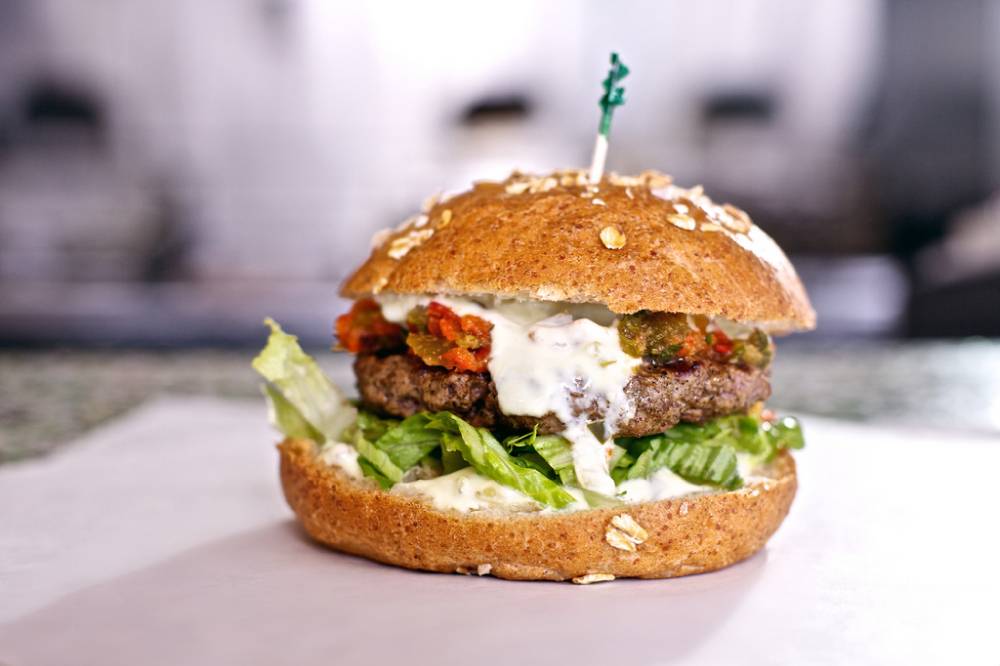 Patras Charbroiled Burgers | restaurant | 2319 N San Fernando Rd, Los Angeles, CA 90065, USA | 3232259944 OR +1 323-225-9944