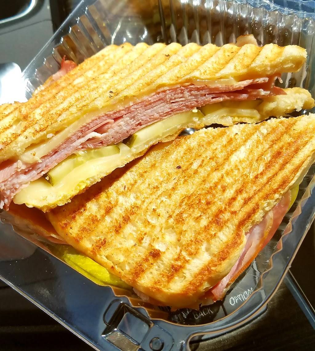 Martins Country Market | bakery | 1999 SE Hwy 70, Arcadia, FL 34266, USA | 8634949006 OR +1 863-494-9006