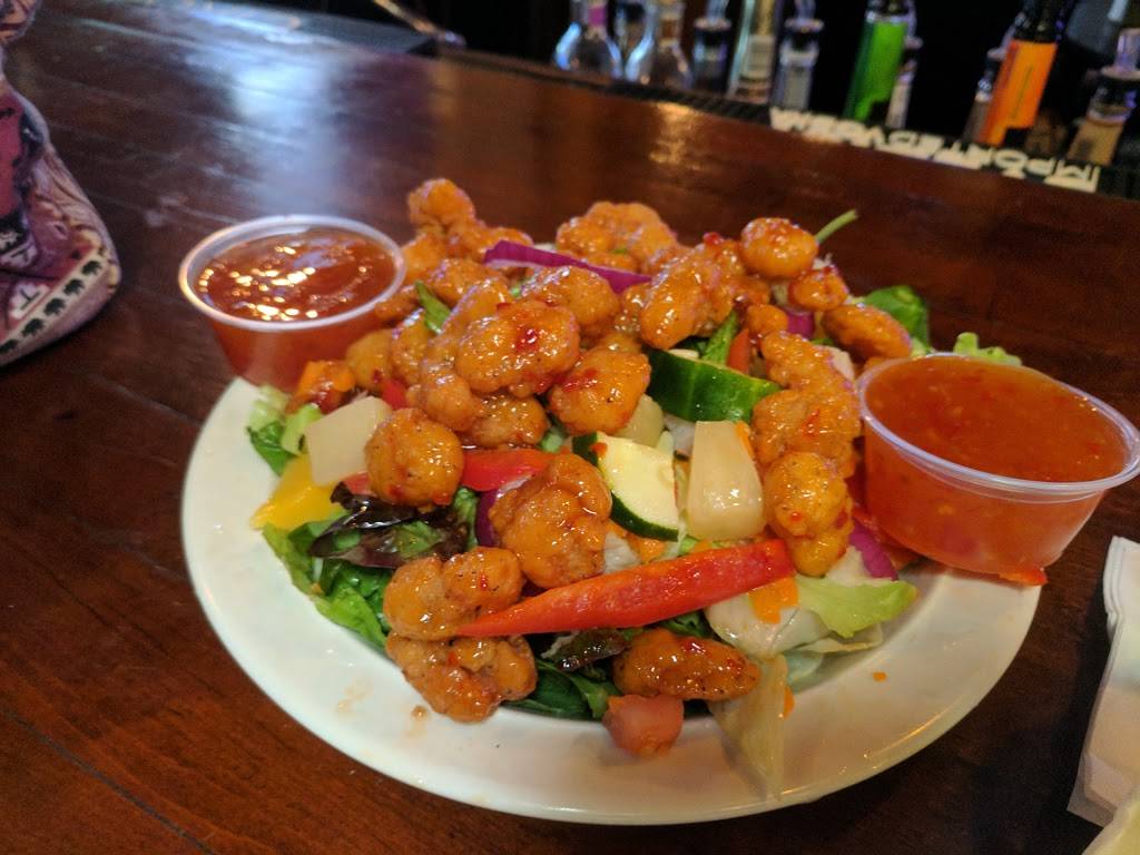 The Ugly Dog Saloon | restaurant | 2351 Noblestown Rd #1, Pittsburgh, PA 15205, USA | 4124583794 OR +1 412-458-3794